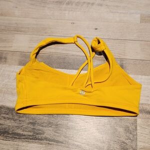 Lululemon free to be bra